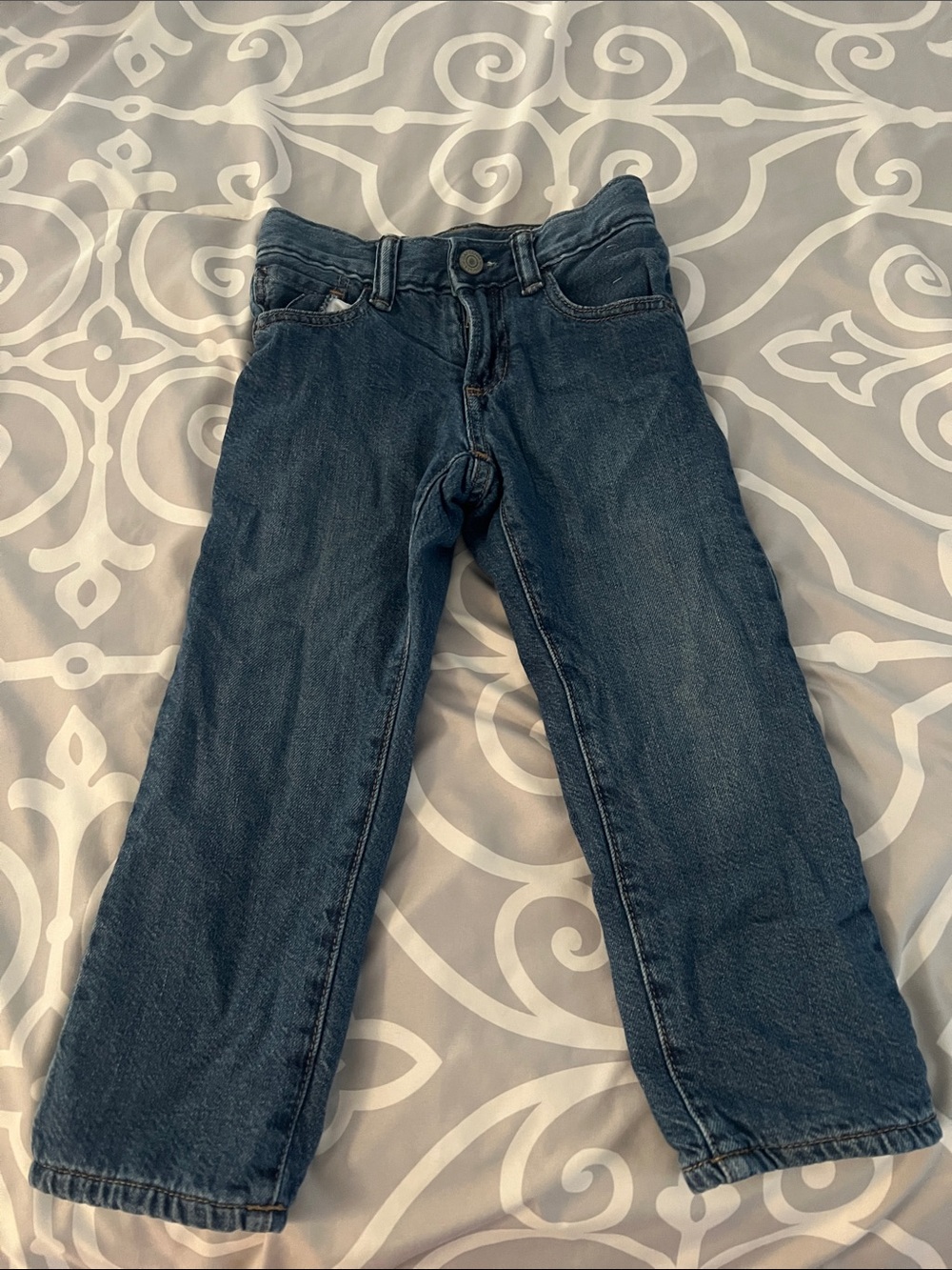 NWOT BOYS GAP JEANS SIZE 4T